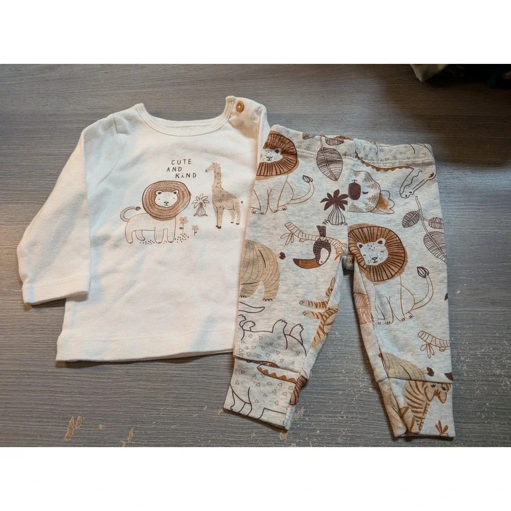 Carters Kids Safari Animal 2-Piece Pajama Set Cream Gray Lion Giraffe 6-9M